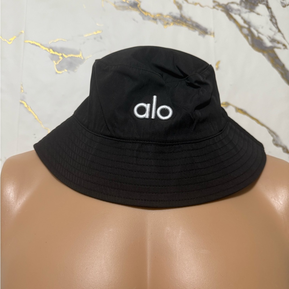 Alo Black Bucket Hat